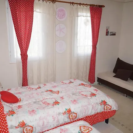 Guemuesluek Village * Gümüşlük