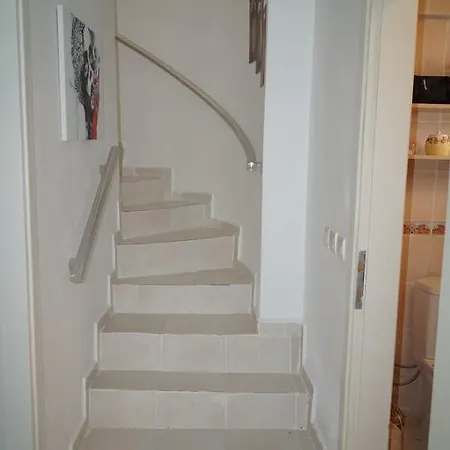 Guemuesluek Village * Gümüşlük